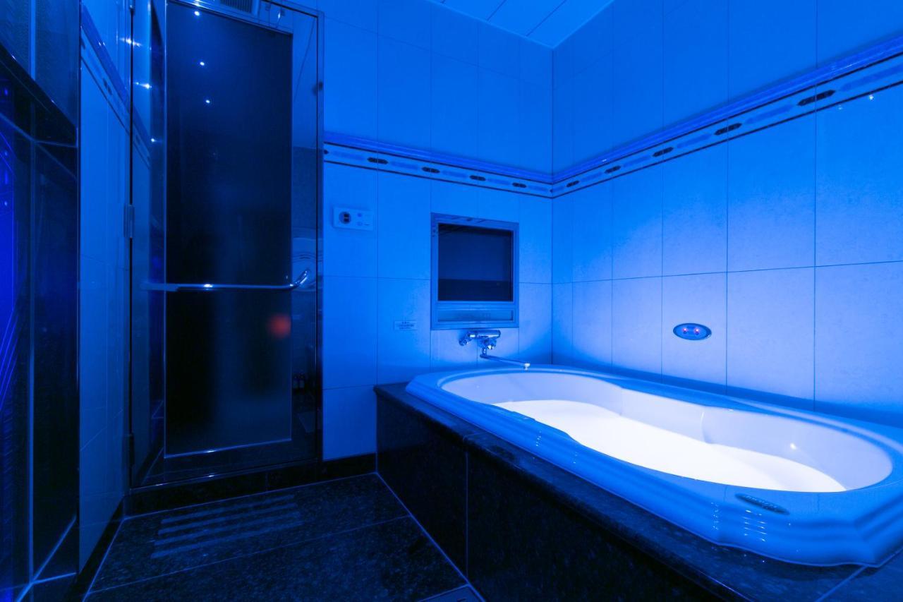 Hotel D-Wave Shinjuku（Adult Only) Tokyo Exterior photo