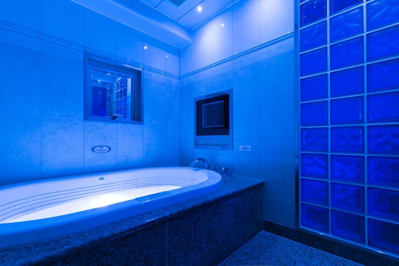 Hotel D-Wave Shinjuku（Adult Only) Tokyo Exterior photo