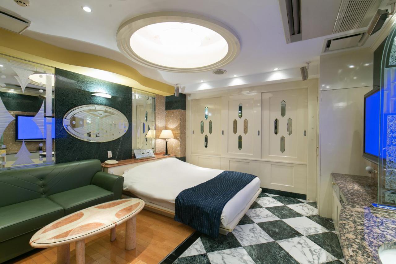 Hotel D-Wave Shinjuku（Adult Only) Tokyo Exterior photo