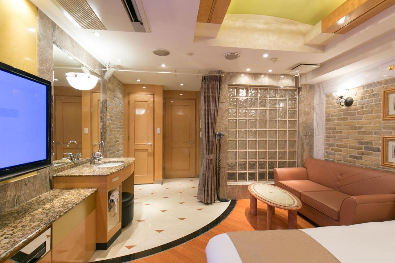Hotel D-Wave Shinjuku（Adult Only) Tokyo Exterior photo