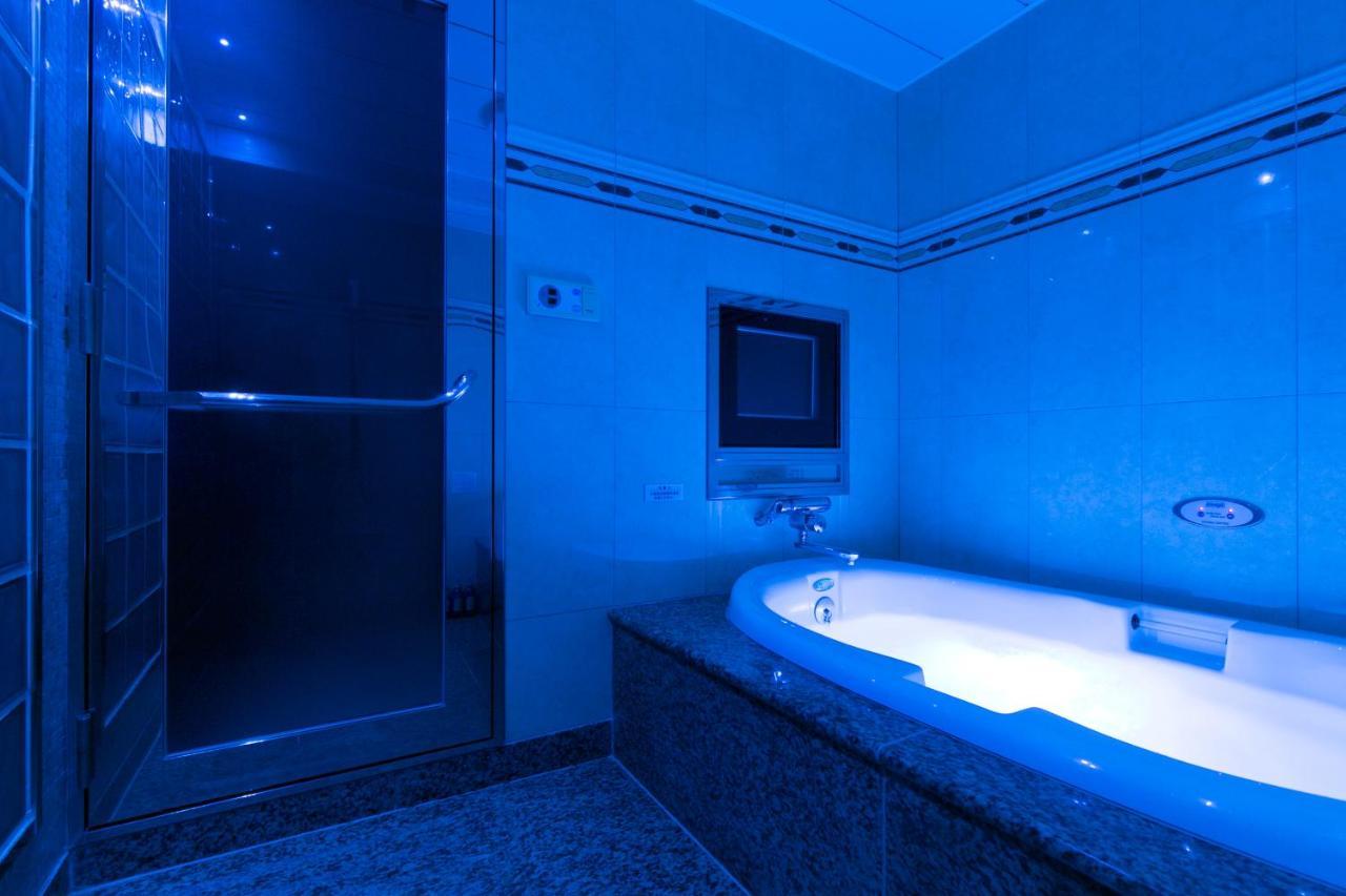 Hotel D-Wave Shinjuku（Adult Only) Tokyo Exterior photo